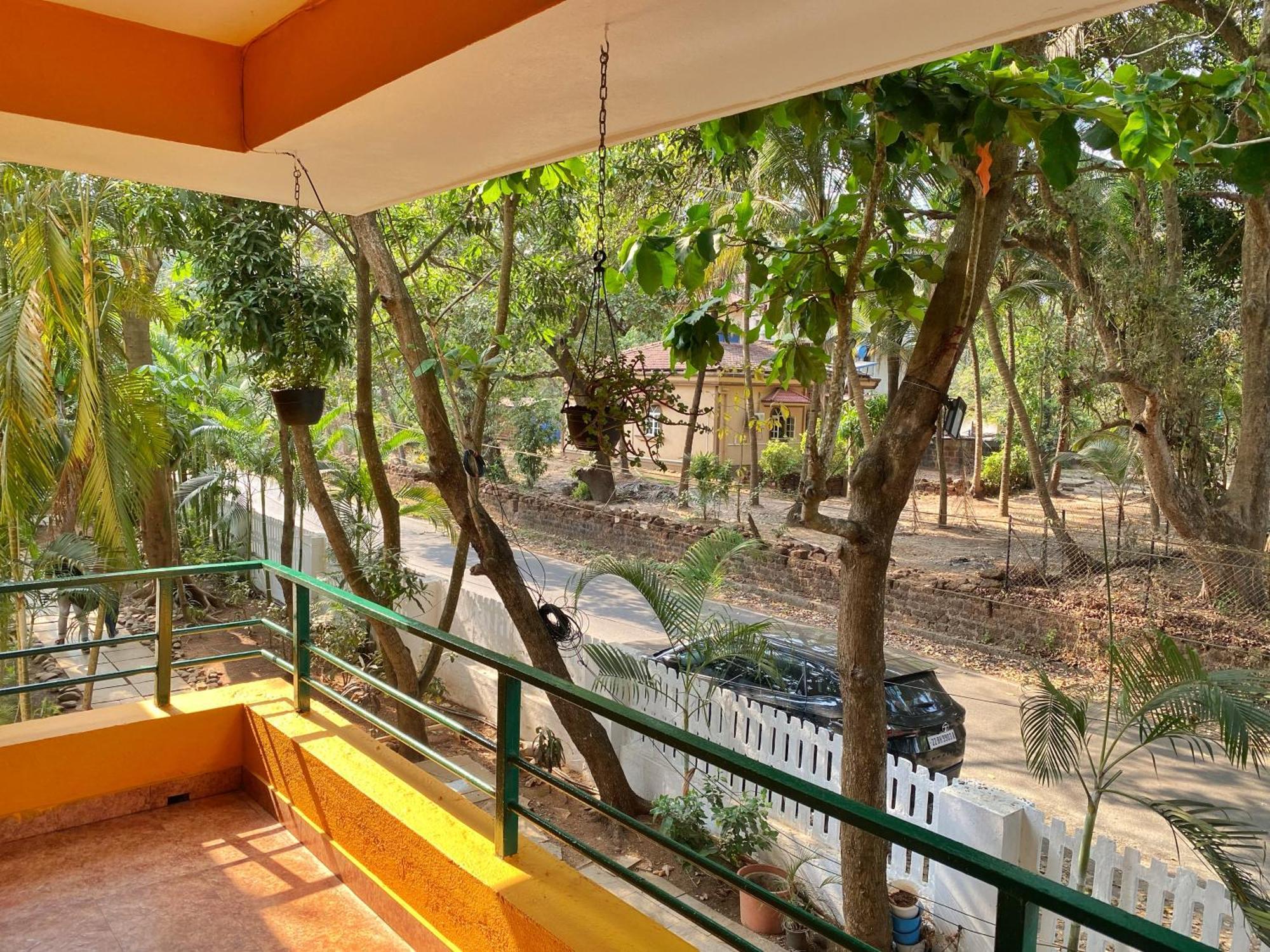 Bluebell Meadows 2Bhk Apartment Varca Bagian luar foto